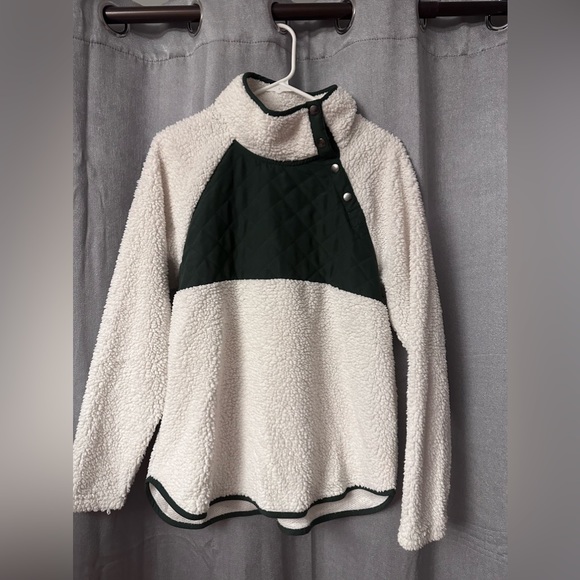 Abercrombie pull on! - Picture 2 of 6